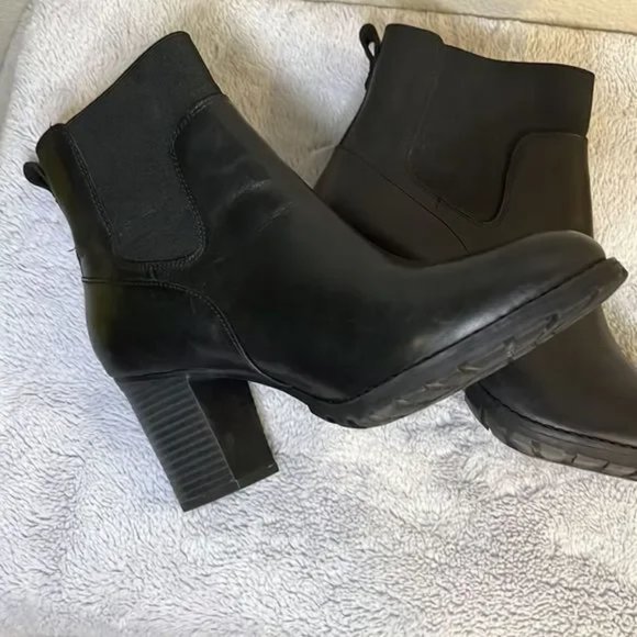 Clarks Verona Ease Women's black Leather Ankle Boots - Picture 10 of 13